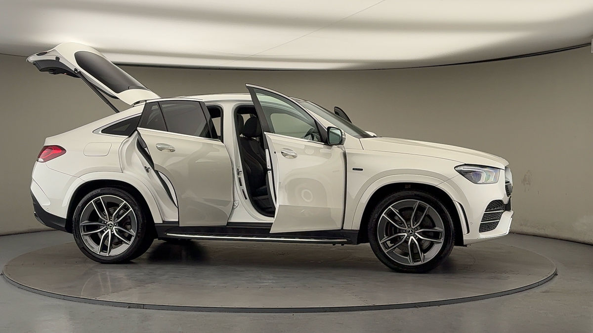 More views of Mercedes-Benz GLE