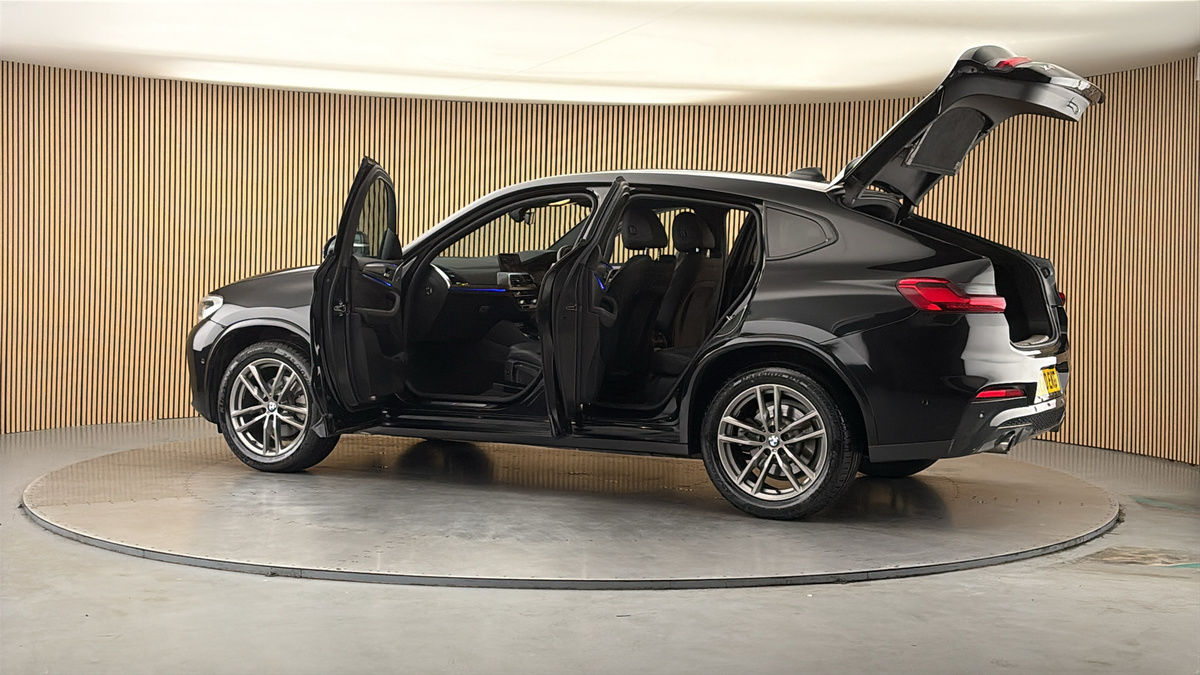 More views of BMW X4