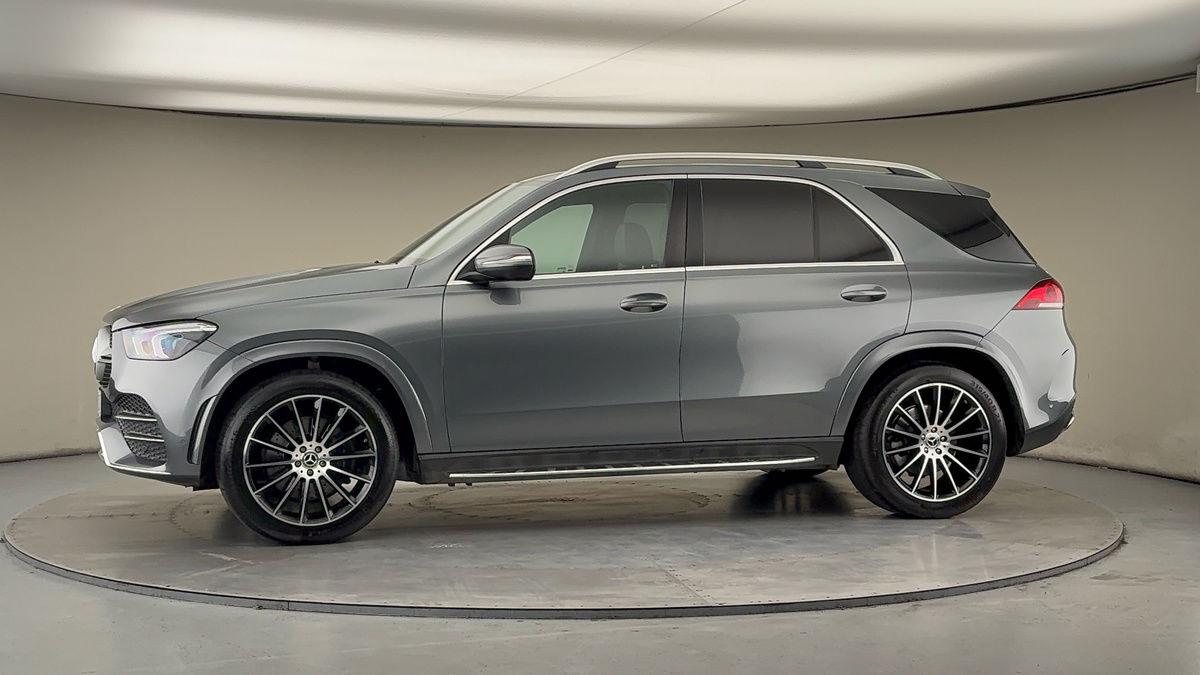 More views of Mercedes-Benz GLE