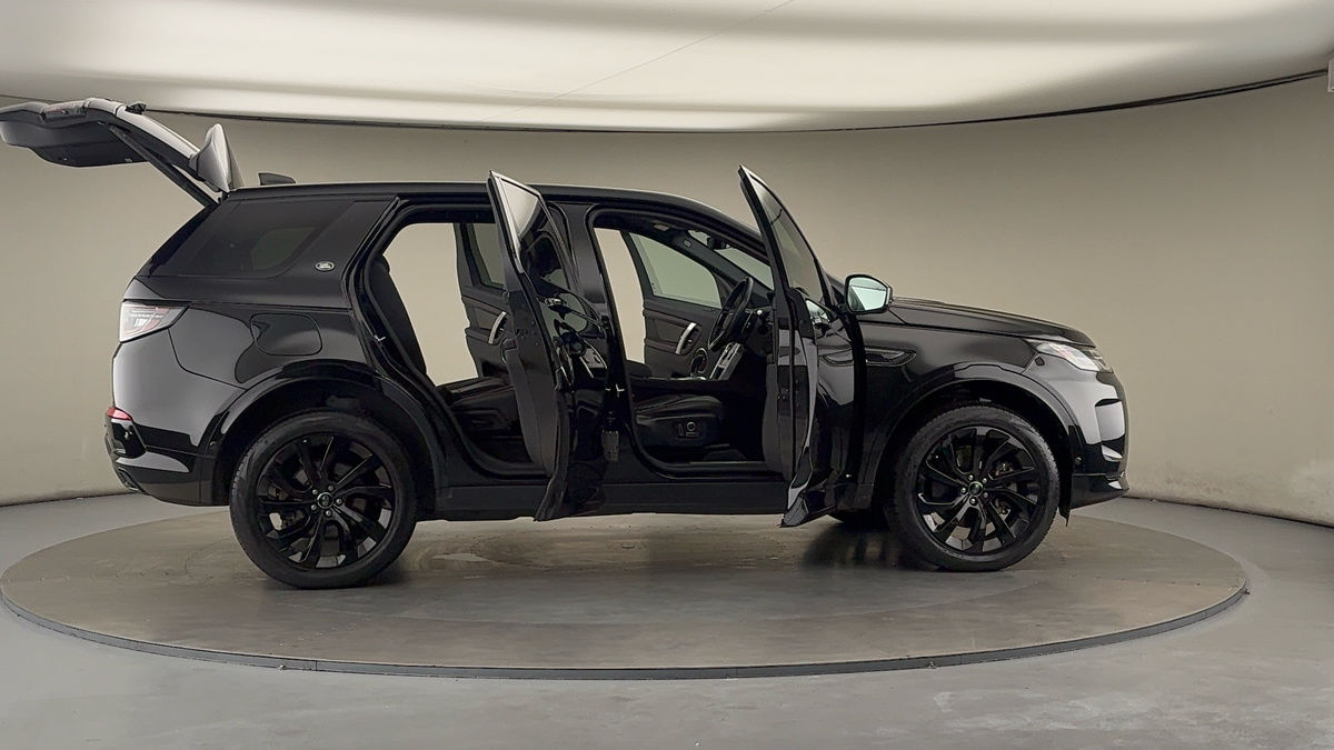 More views of Land Rover Discovery Sport