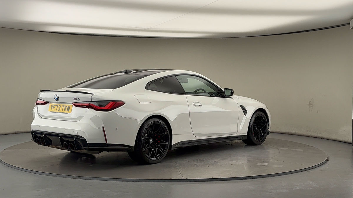 BMW M4 Competition Image 21