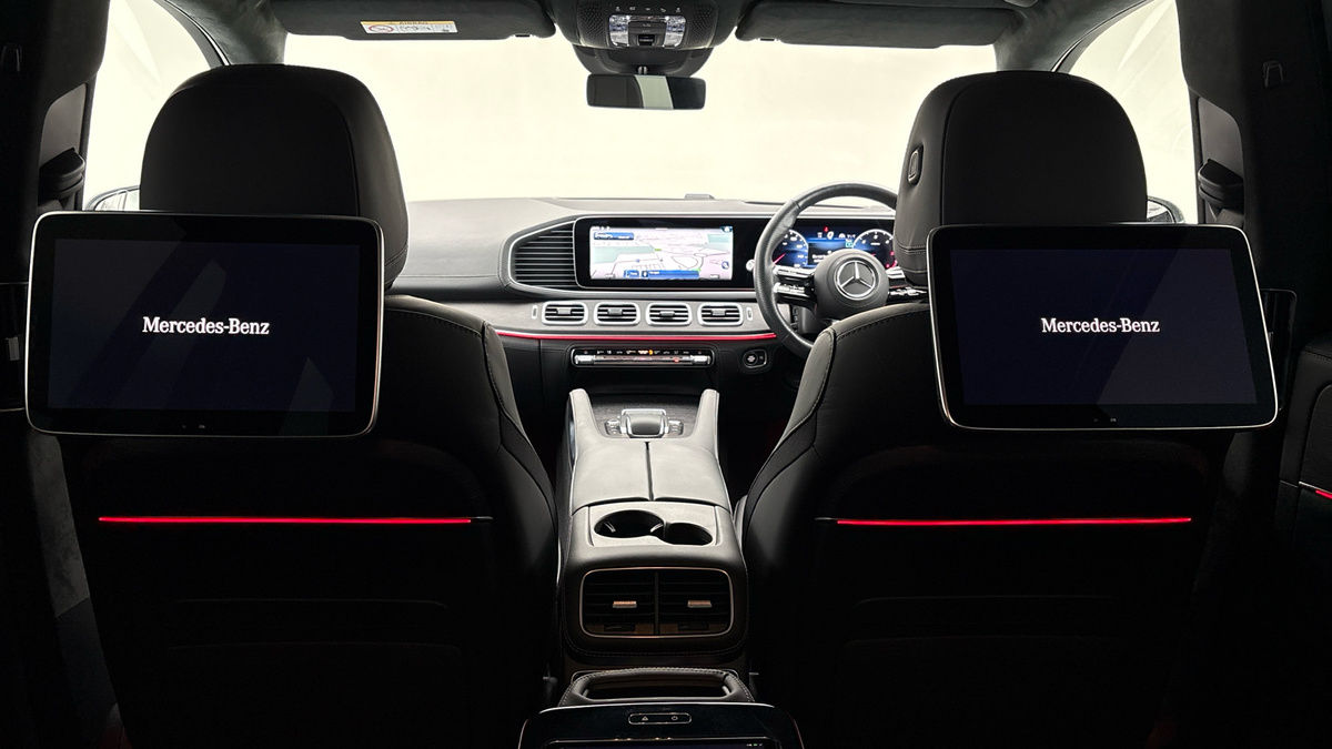 Mercedes-Benz GLS Image 30
