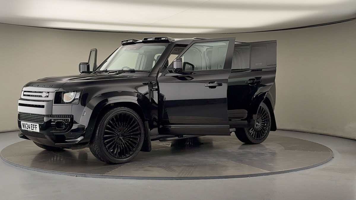 Land Rover Defender 110 Urban Image 22