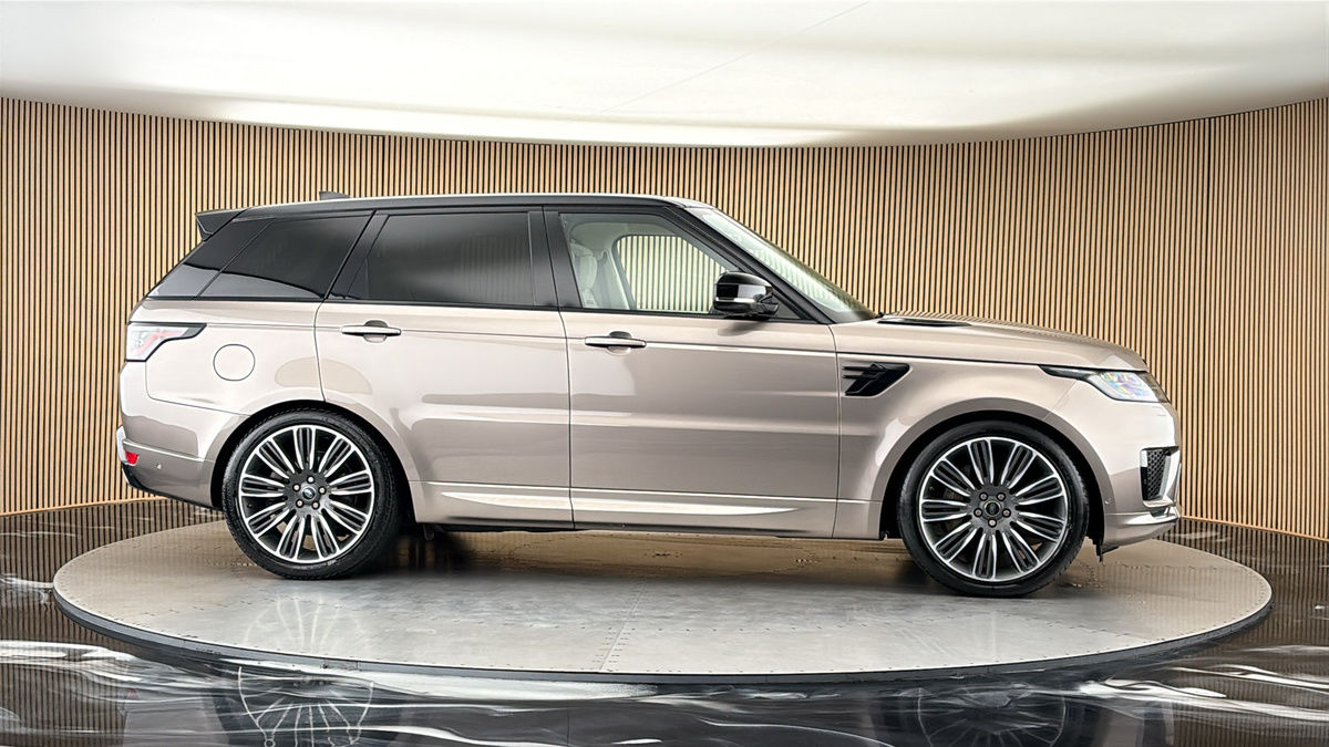 More views of Land Rover Range Rover Sport