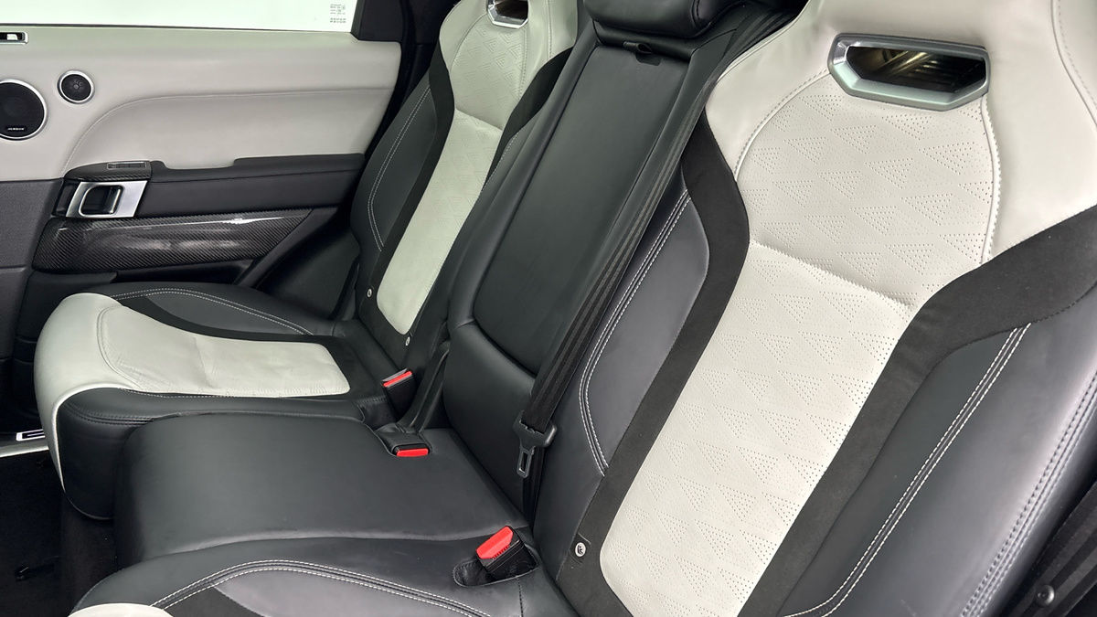 Land Rover Range Rover Sport Image 8