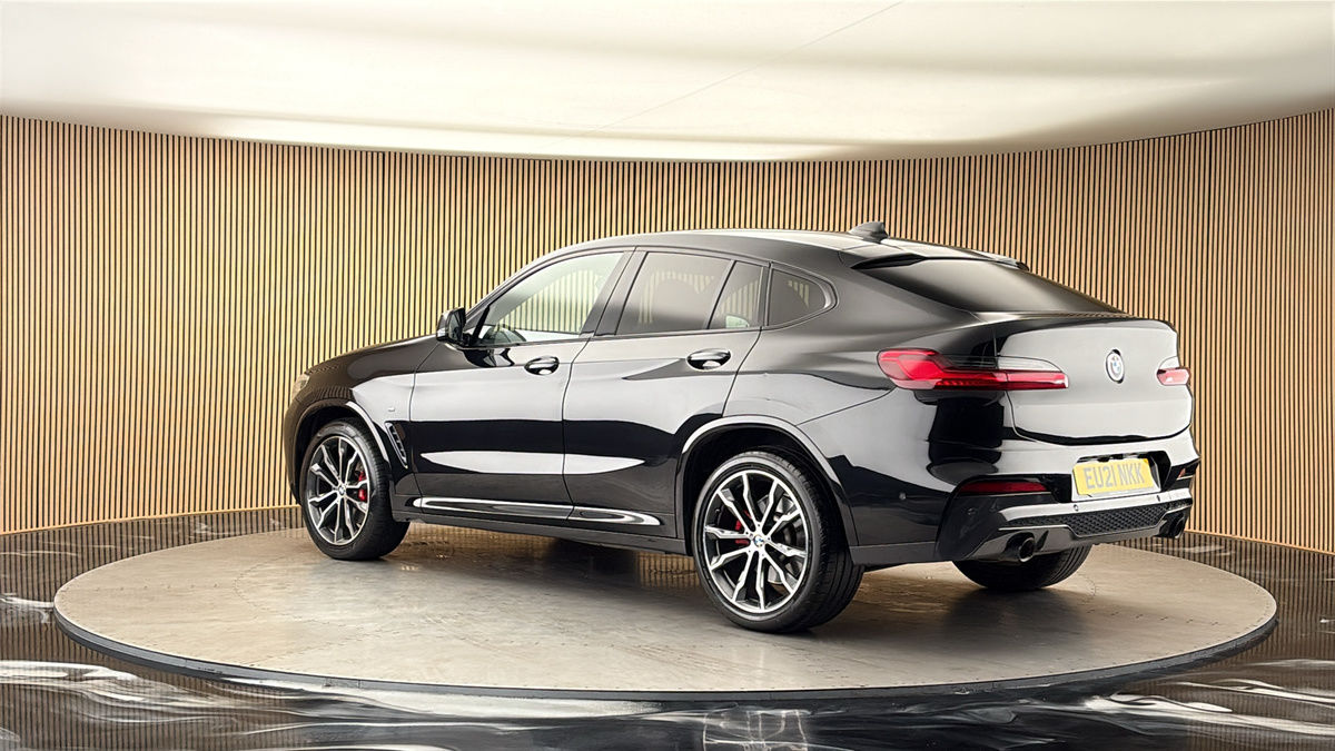 More views of BMW X4