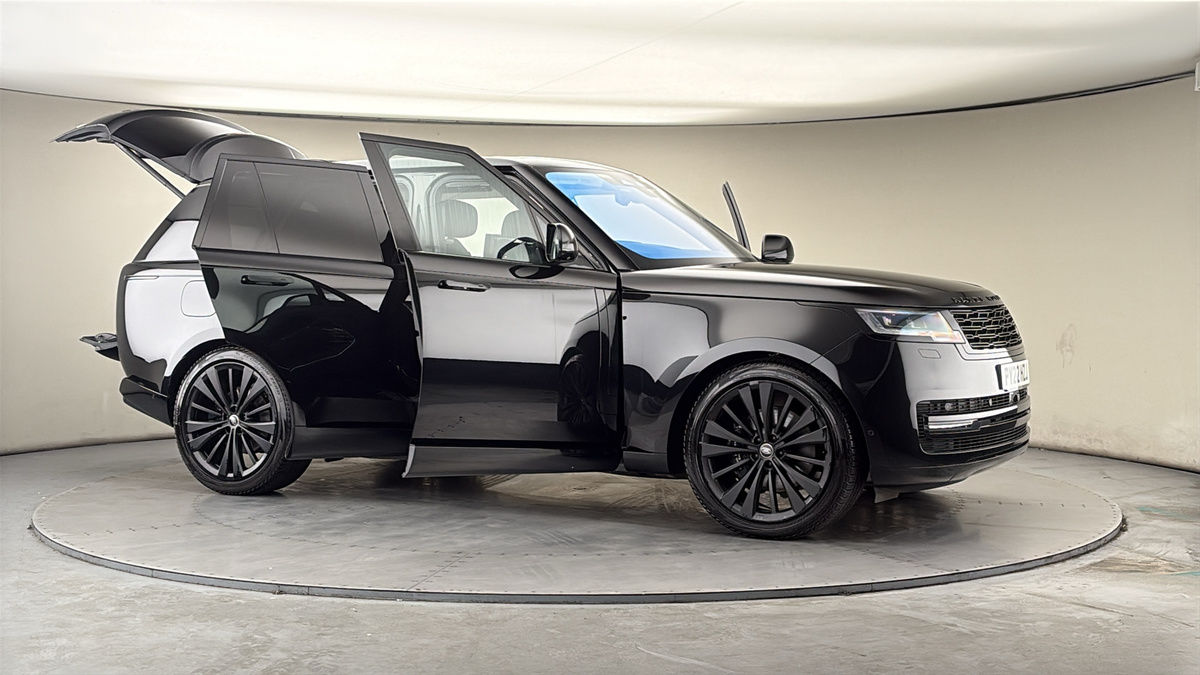 More views of Land Rover Range Rover