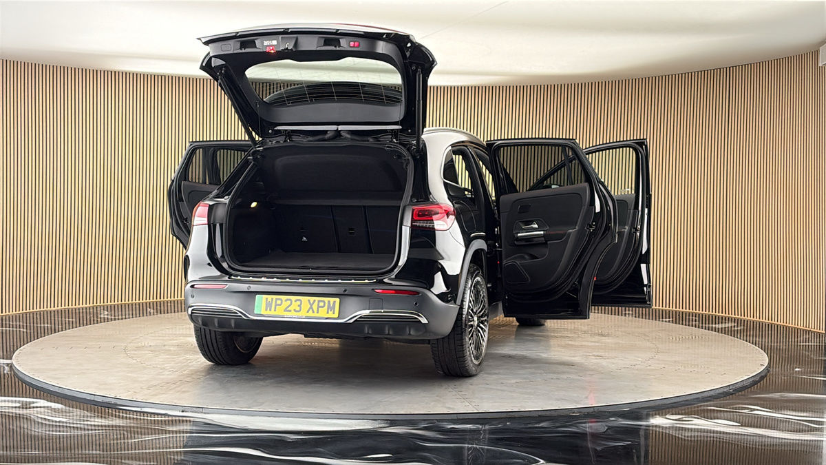More views of Mercedes-Benz EQA