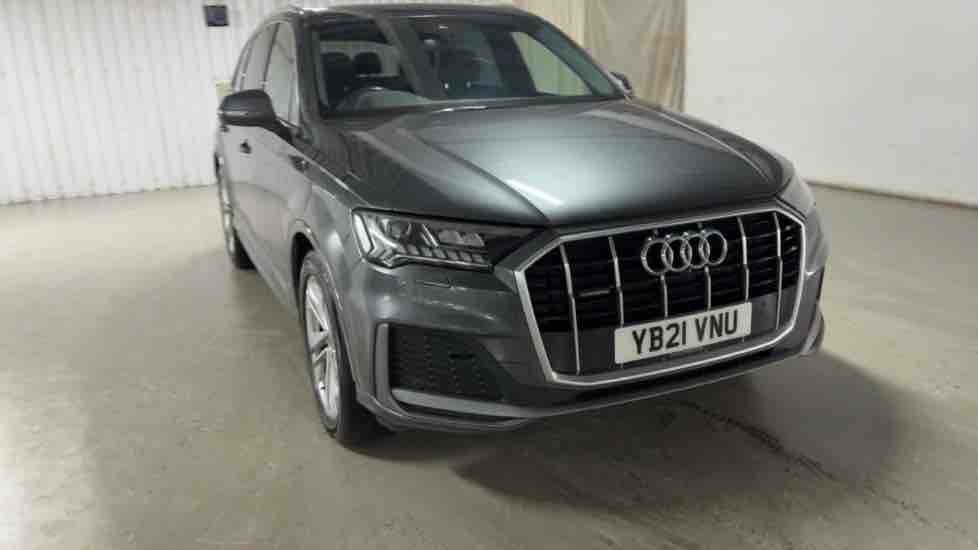 More views of Audi Q7