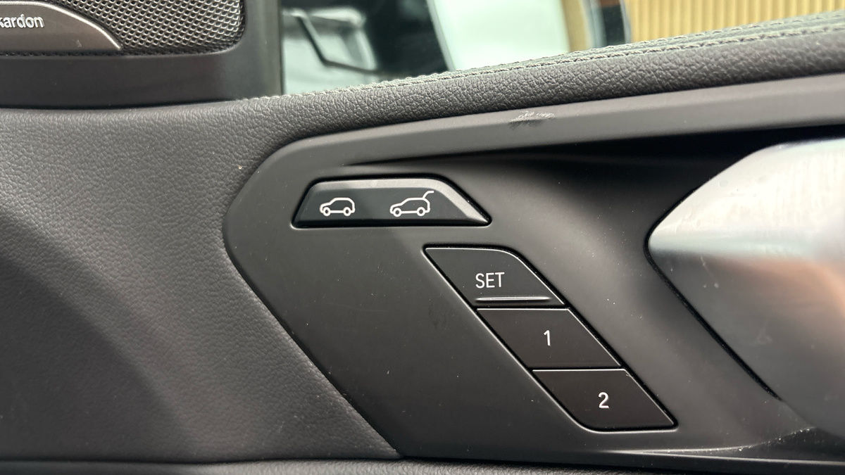 BMW X6 Image 32