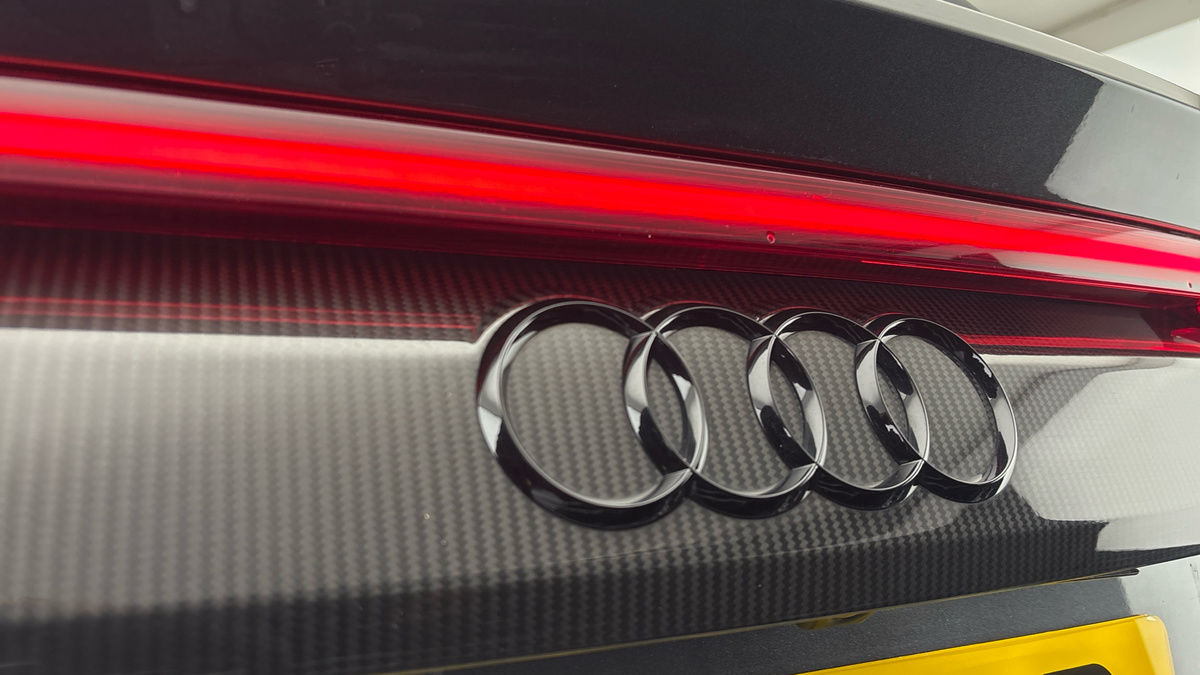 Audi RSQ8 Image 36