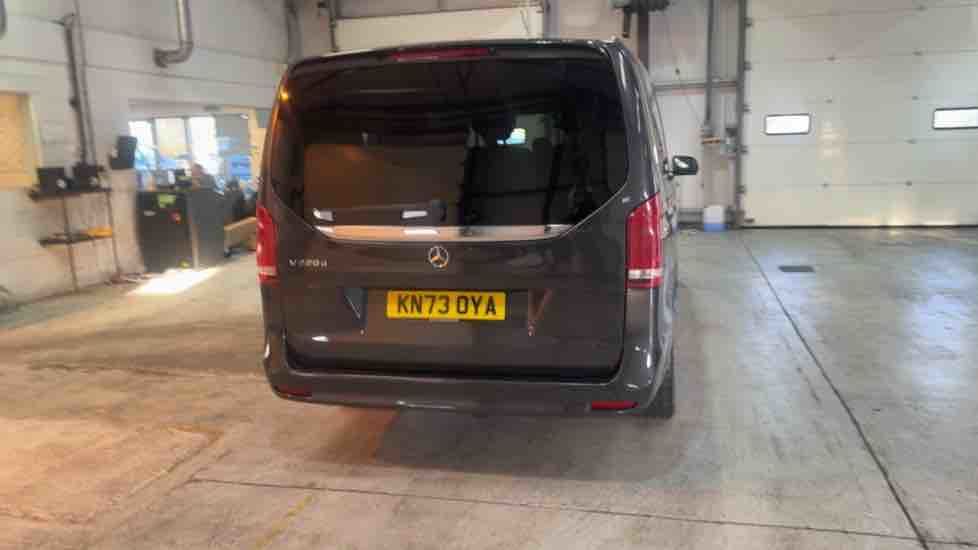 More views of Mercedes-Benz V Class