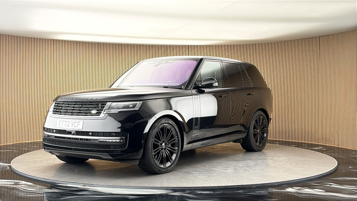 More views of Land Rover Range Rover