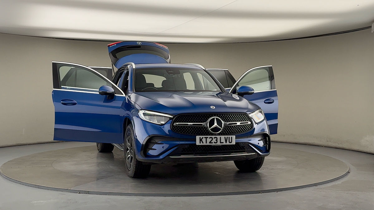 More views of Mercedes-Benz GLC