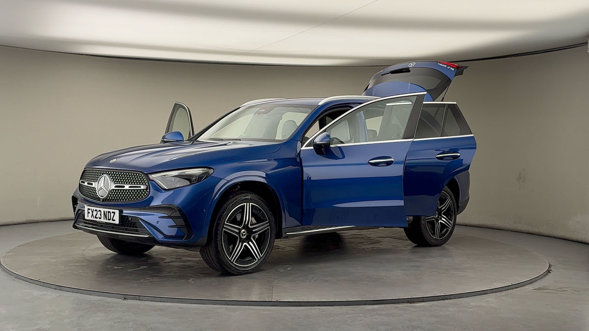 Mercedes-Benz GLC Image 22