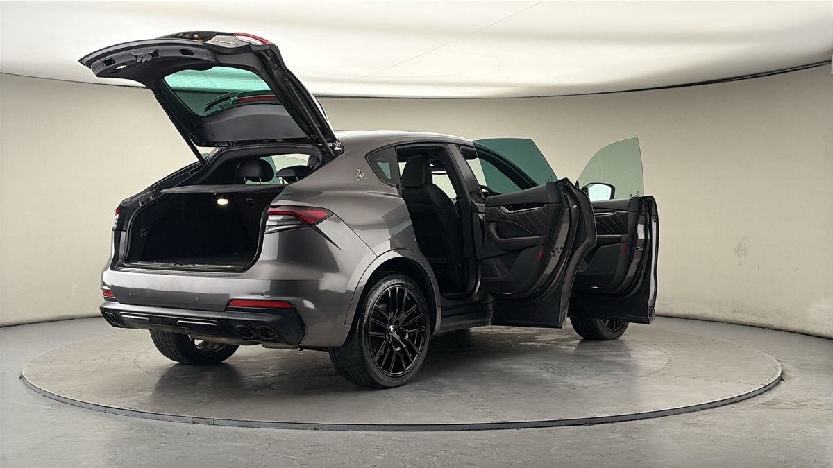 More views of Maserati Levante