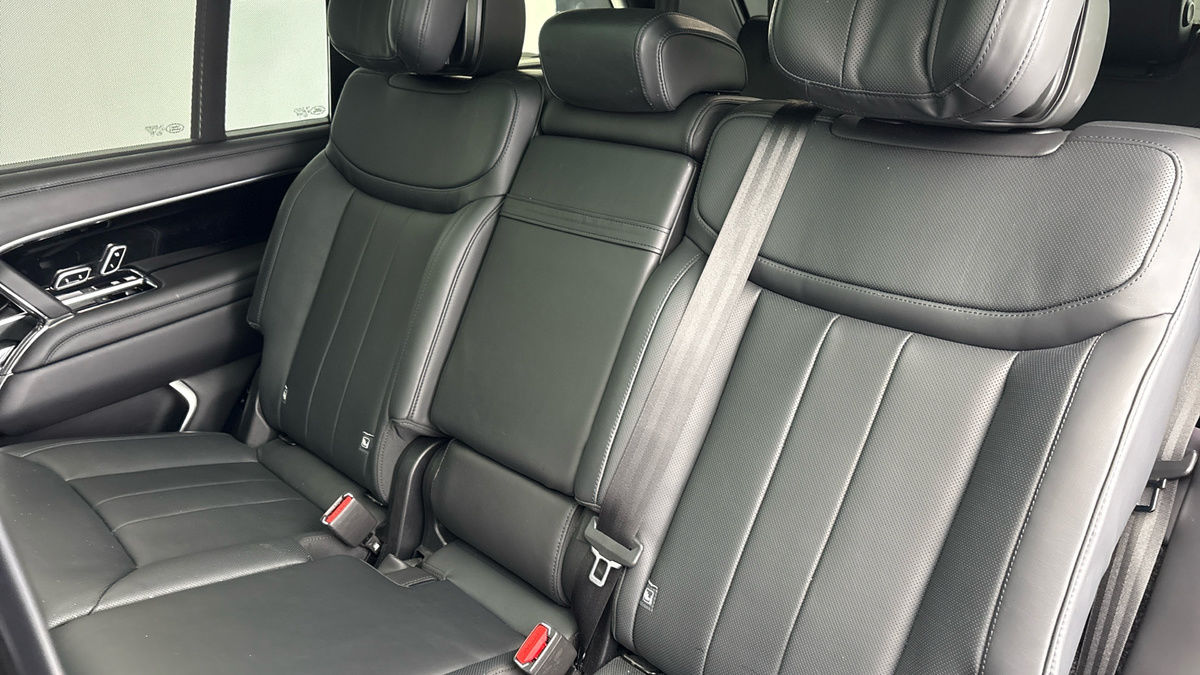 Land Rover Range Rover Image 8