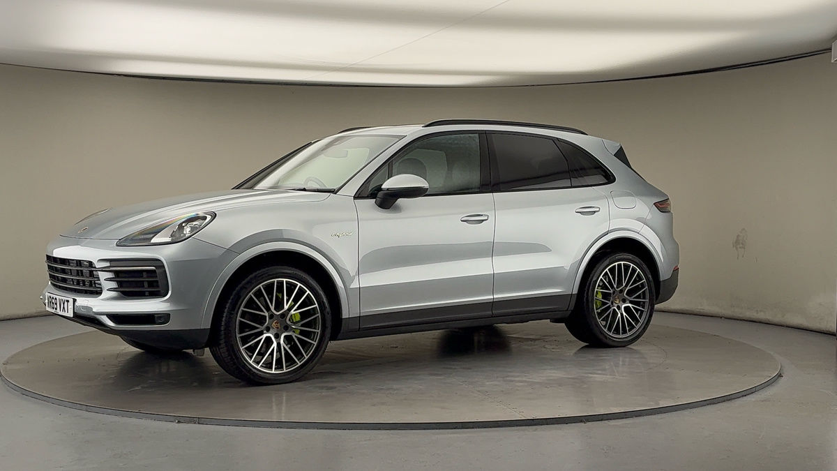 More views of Porsche Cayenne