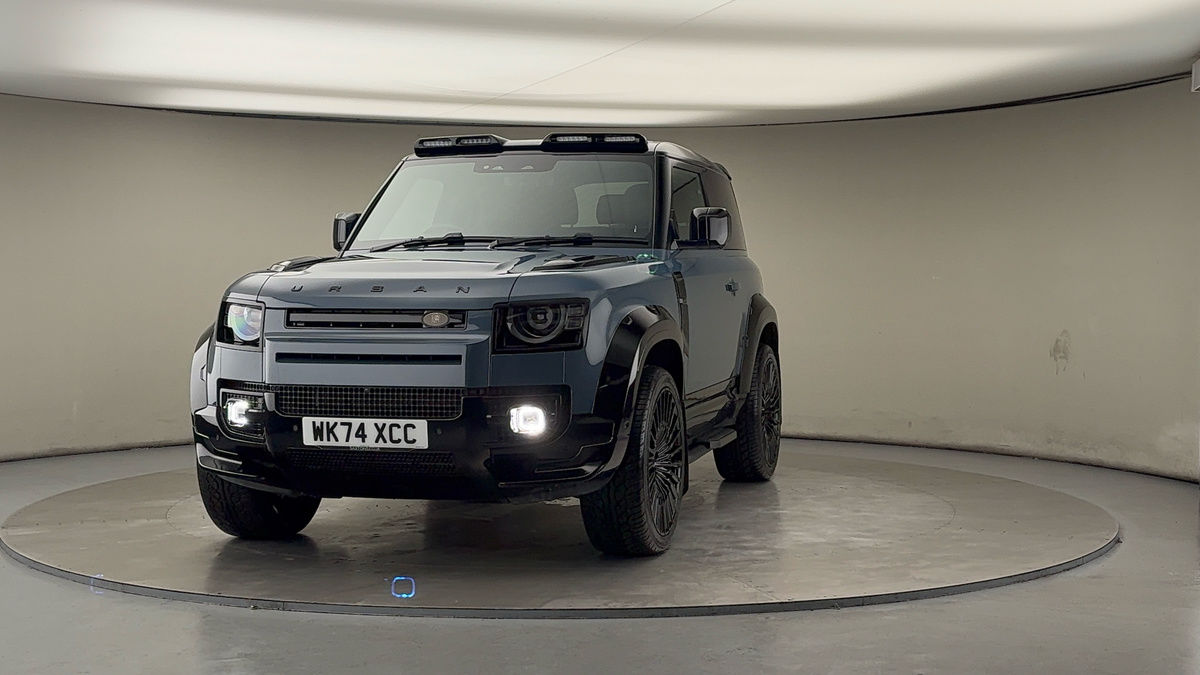 More views of Land Rover Defender 90