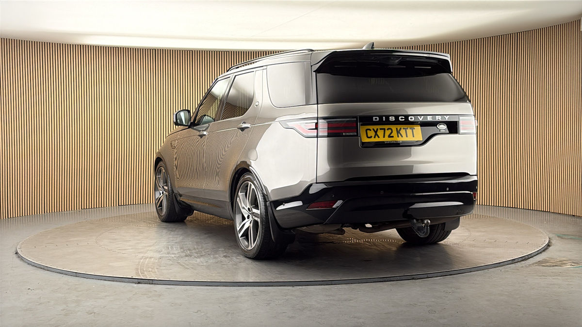 More views of Land Rover Discovery