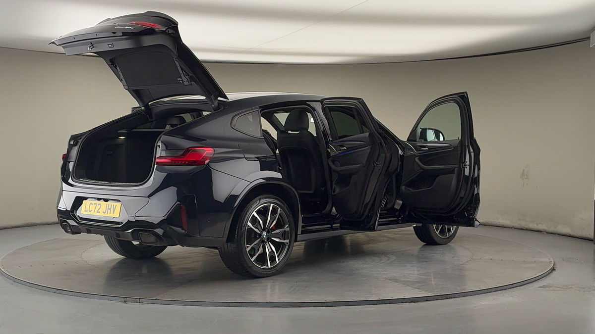 More views of BMW X4