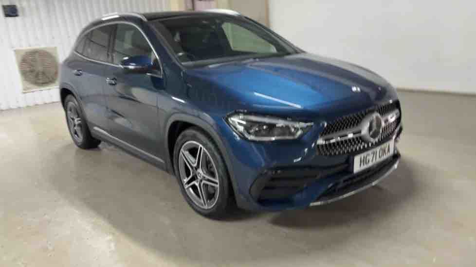 More views of Mercedes-Benz GLA