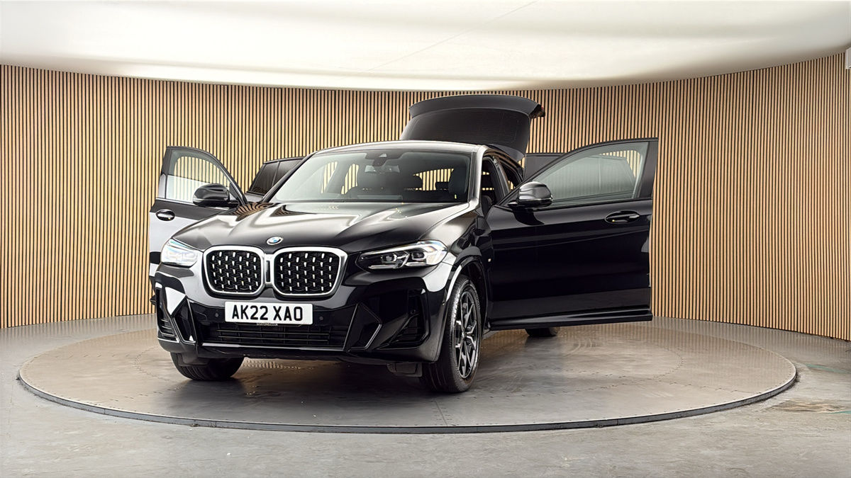 More views of BMW X4