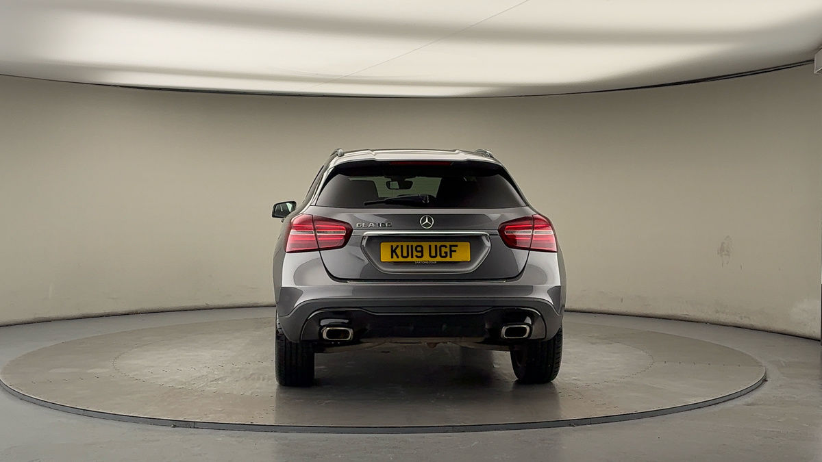 More views of Mercedes-Benz GLA