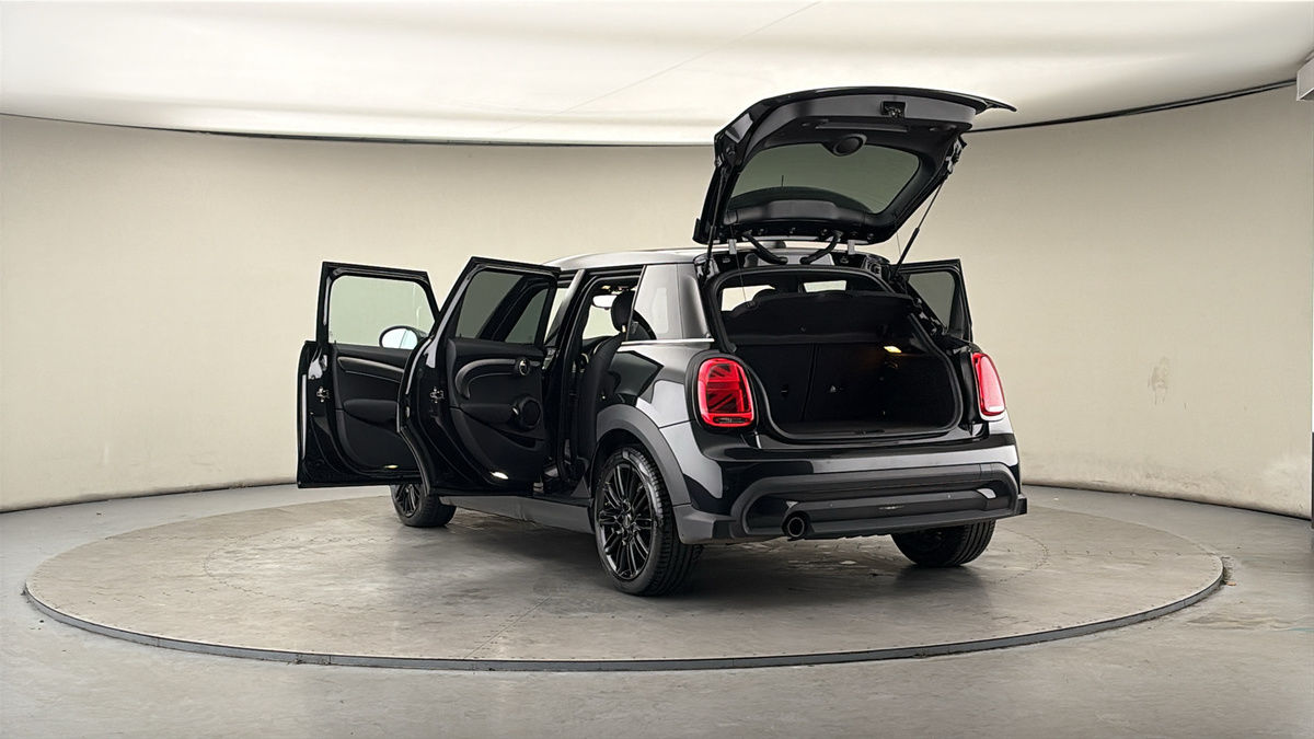 More views of MINI Hatch