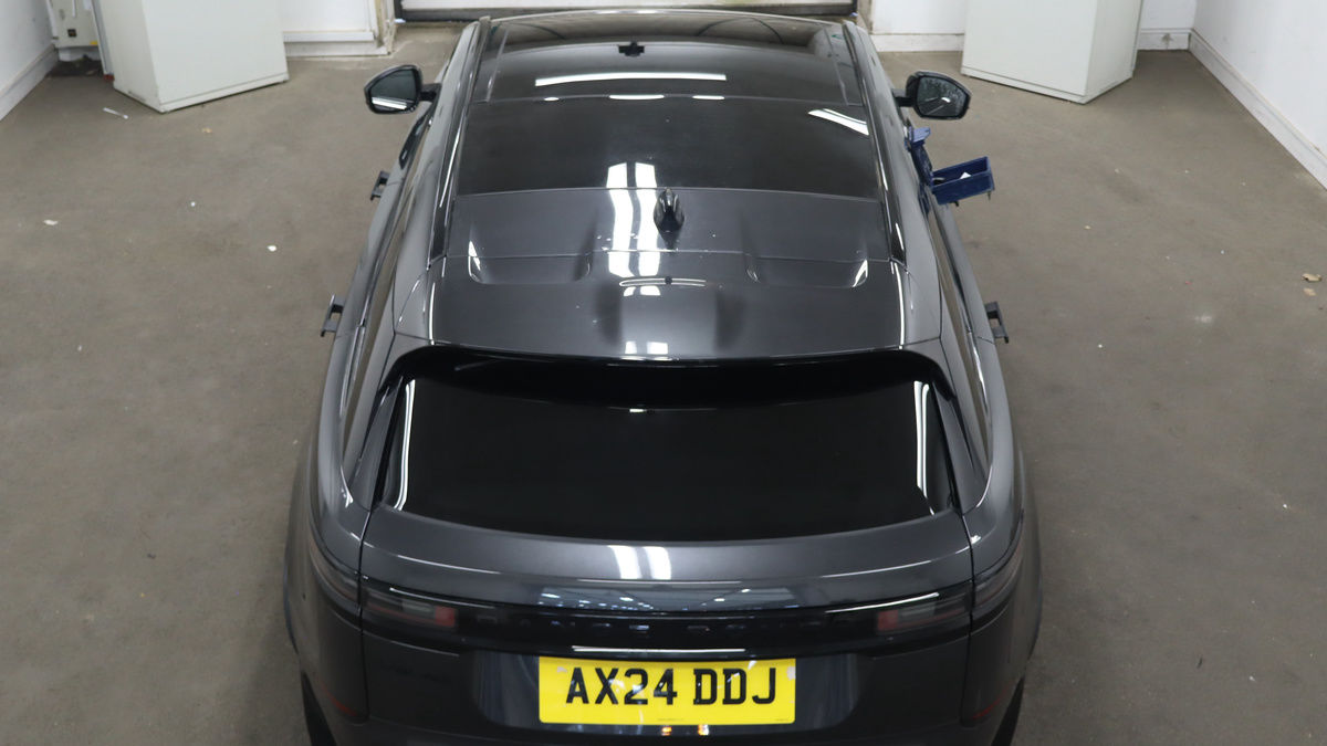 Land Rover Range Rover Velar Image 8