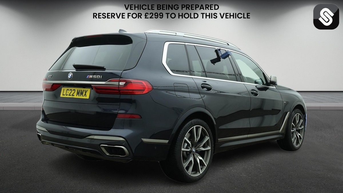 BMW X7 Image 4
