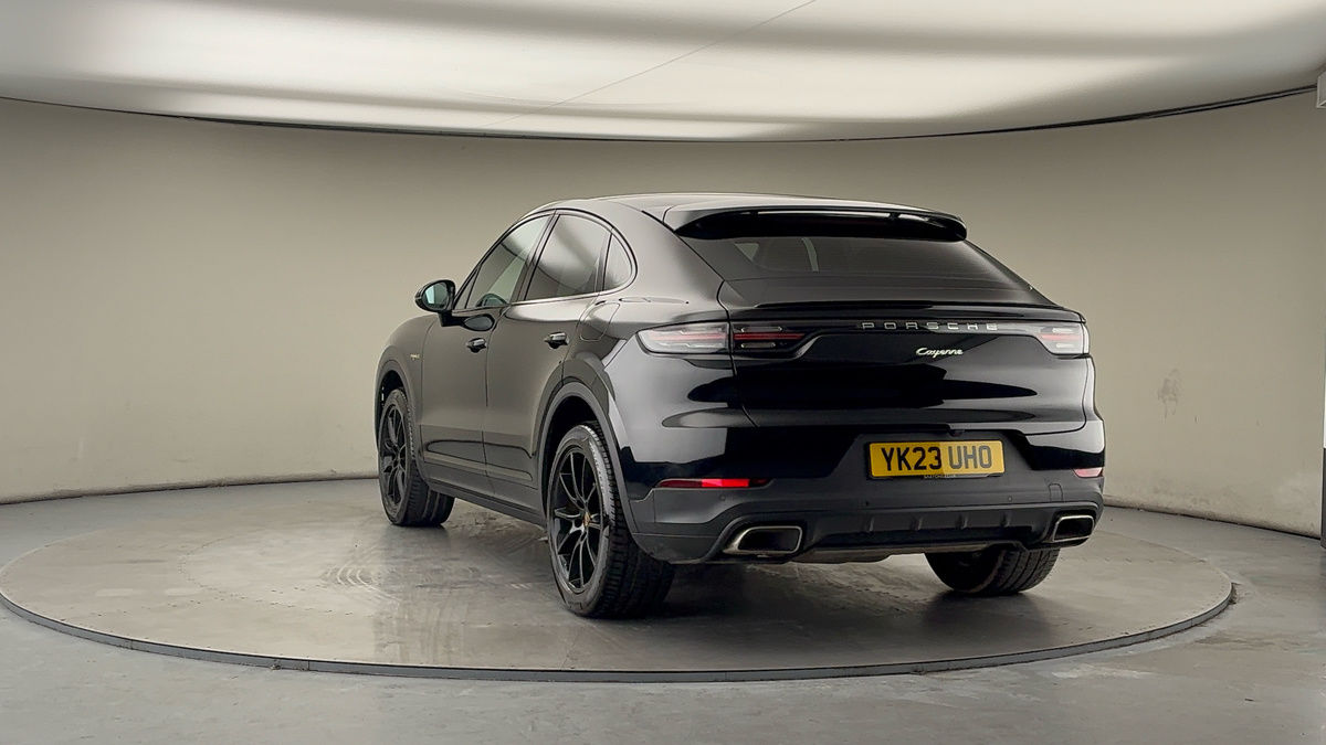 More views of Porsche Cayenne