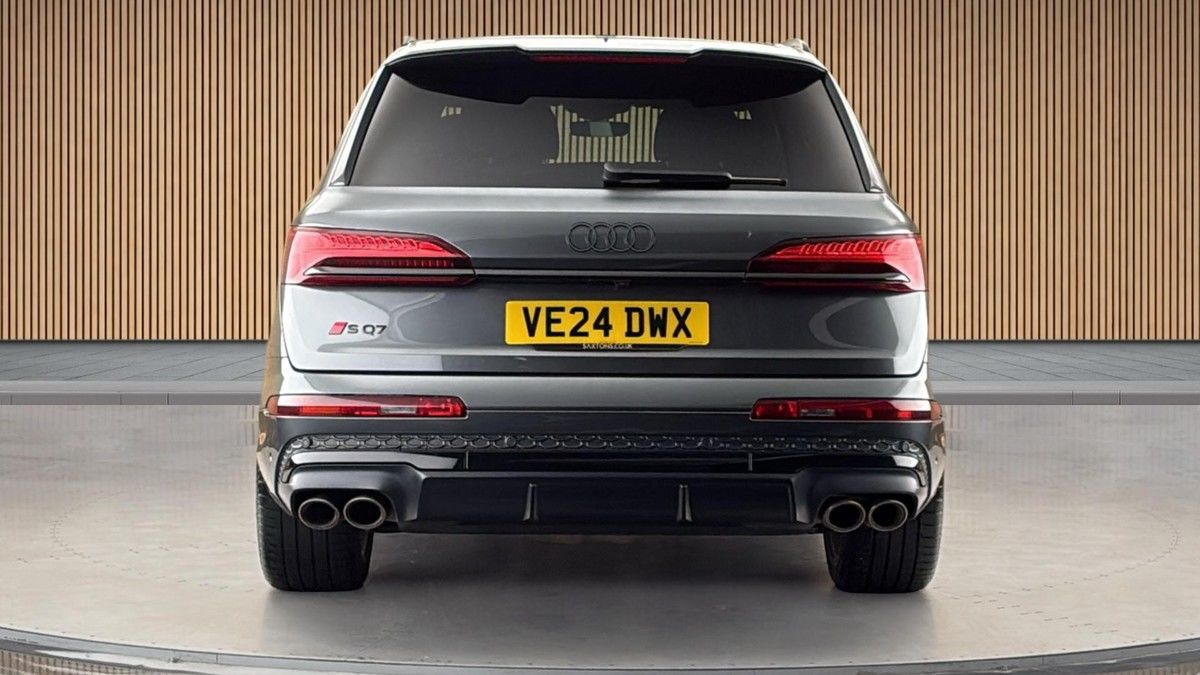 Audi SQ7 Image 4
