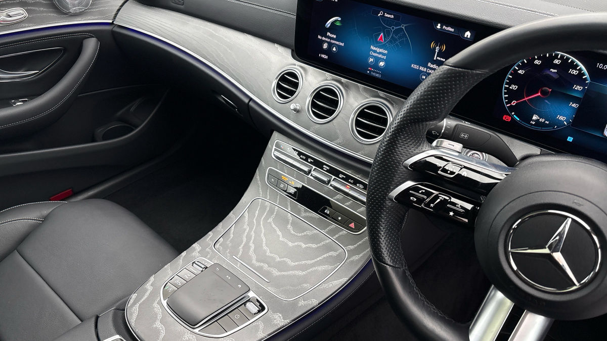 Mercedes-Benz E Class Image 18