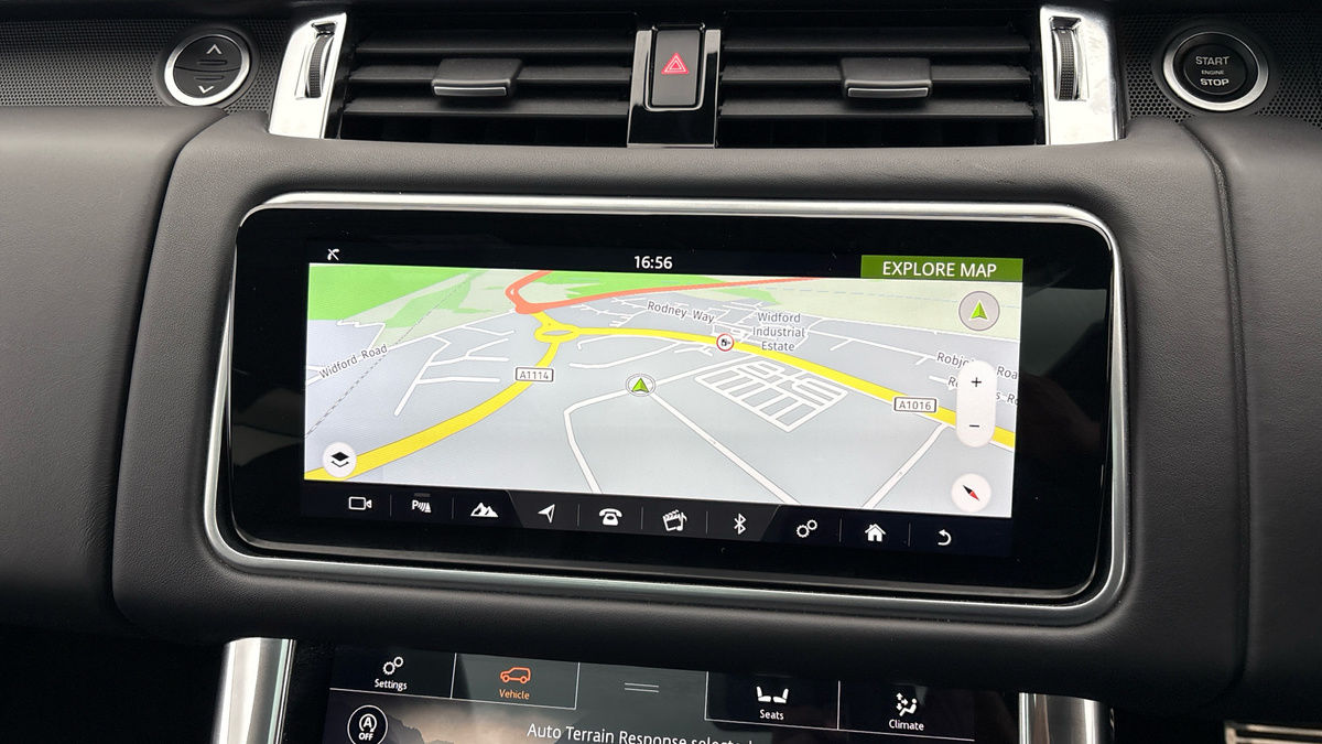 Land Rover Range Rover Sport Image 17