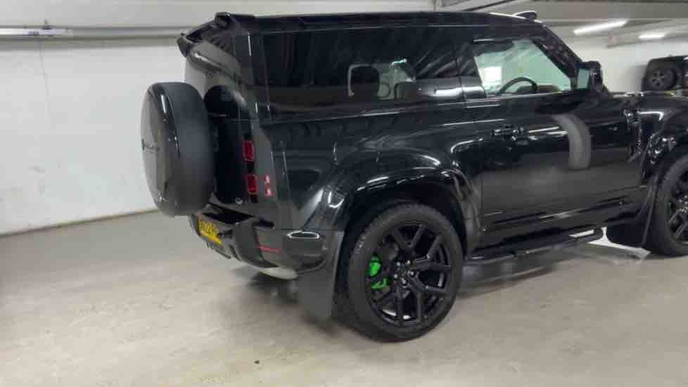 More views of Land Rover Defender 90