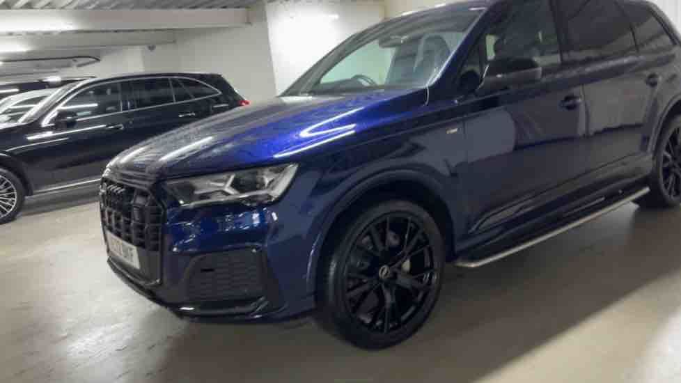 More views of Audi Q7