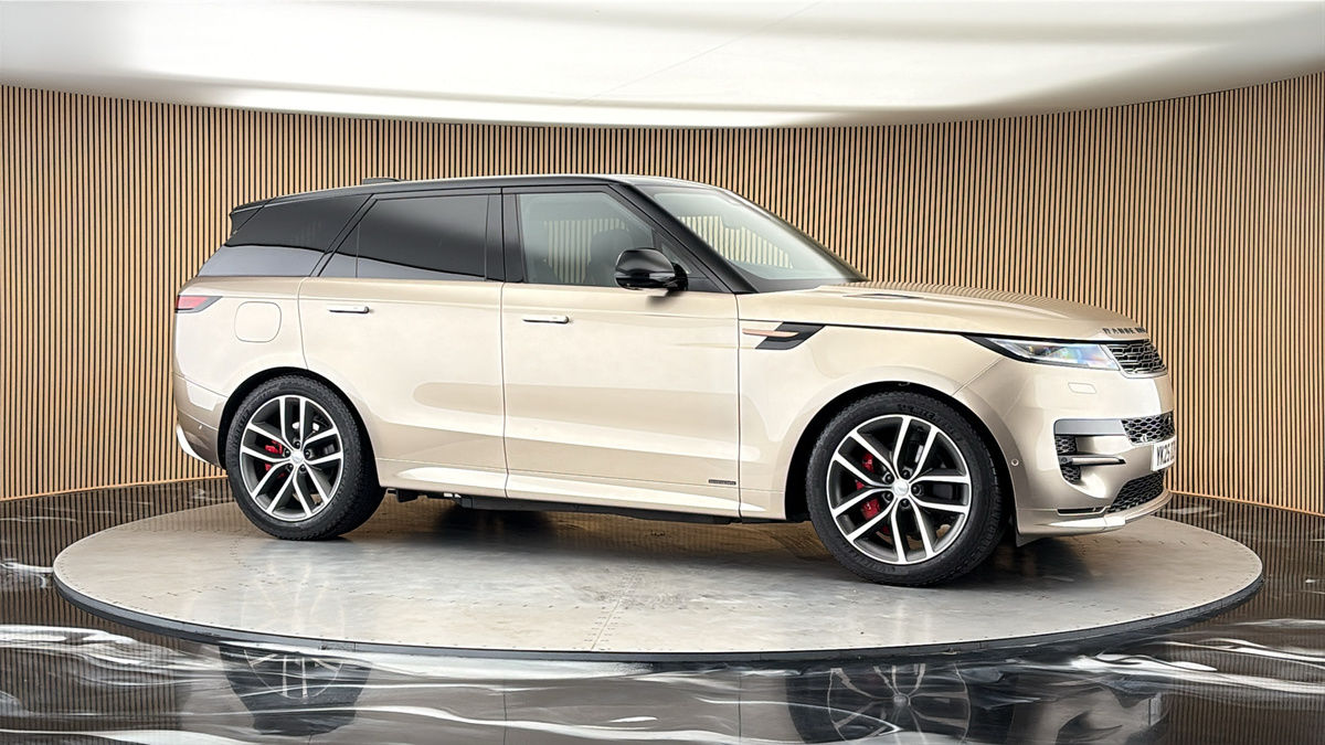 More views of Land Rover Range Rover Sport