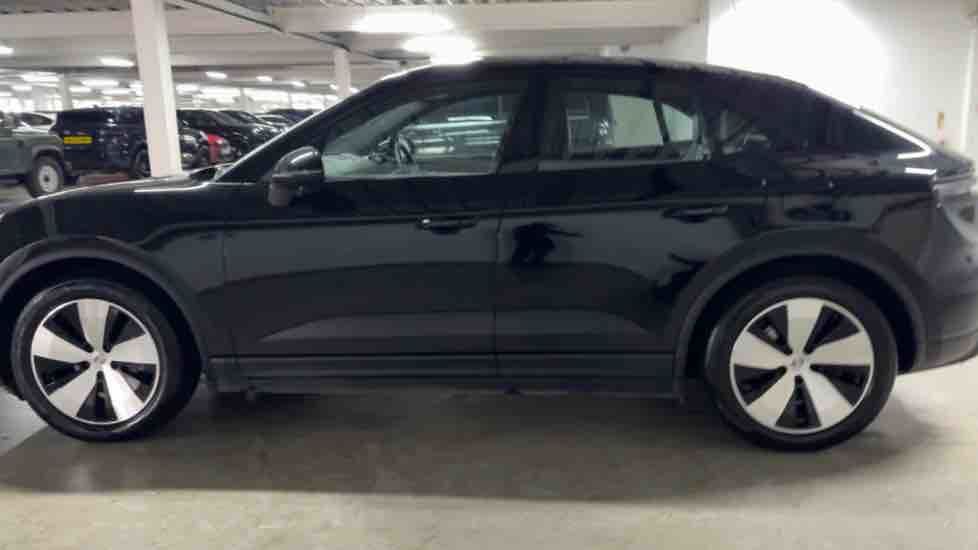 More views of Porsche Macan