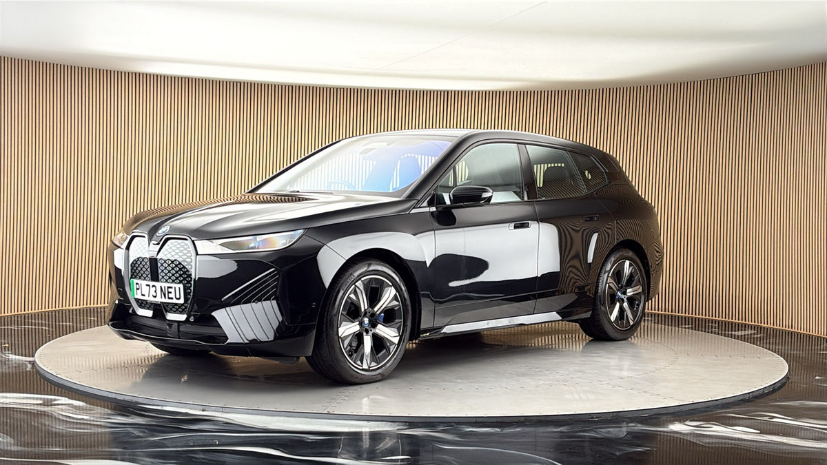 BMW iX Image 20