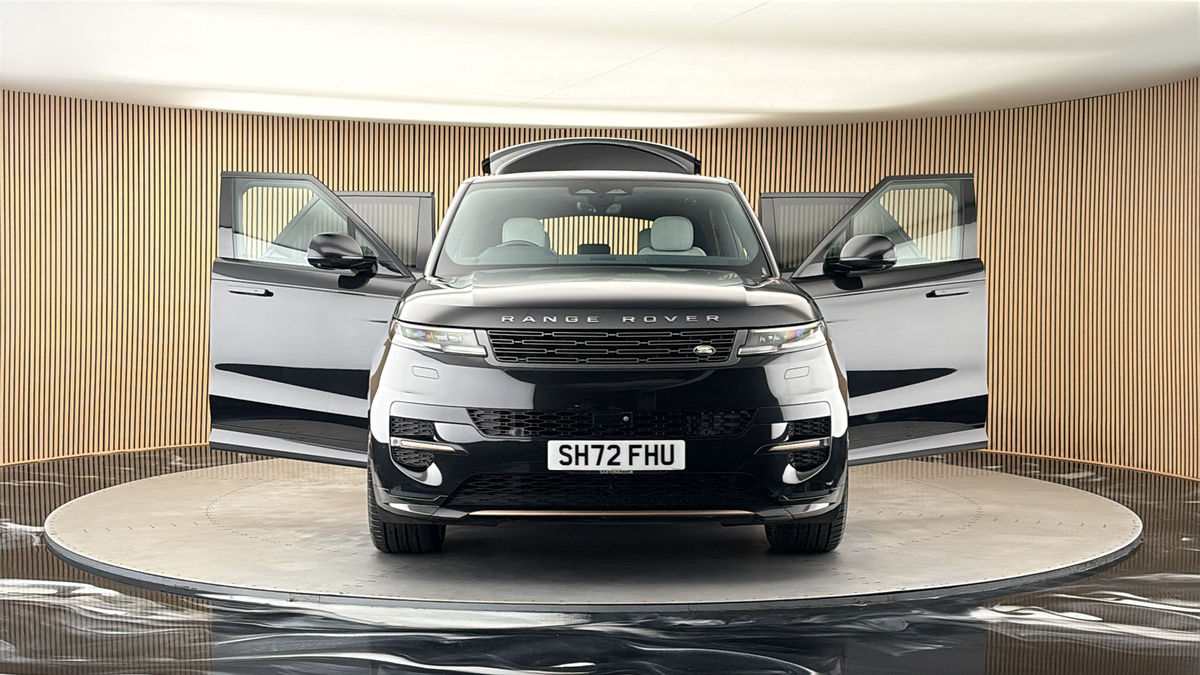 More views of Land Rover Range Rover Sport