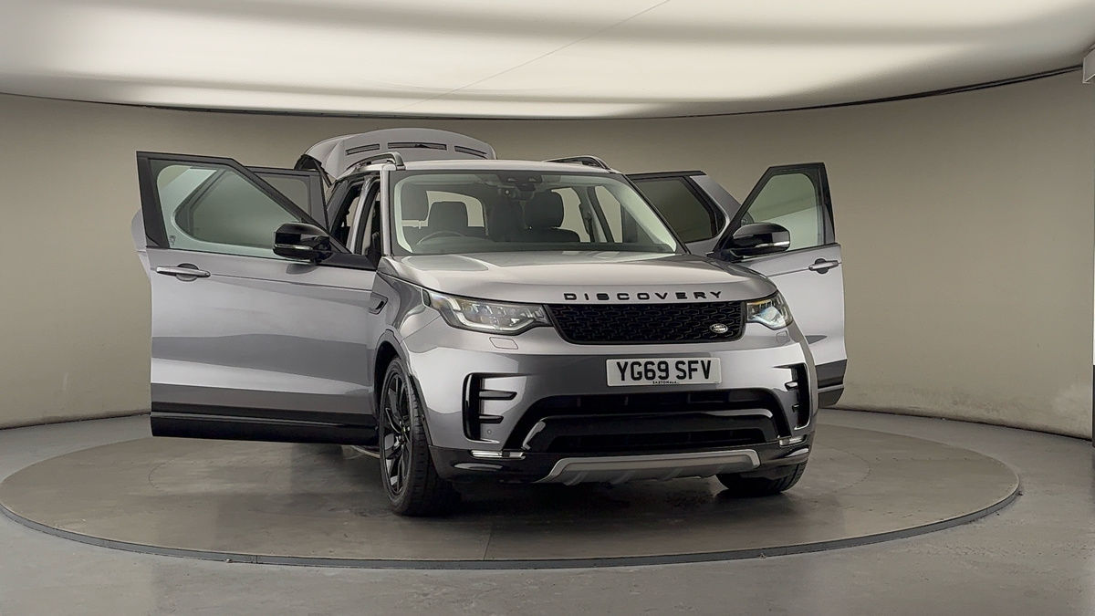 More views of Land Rover Discovery