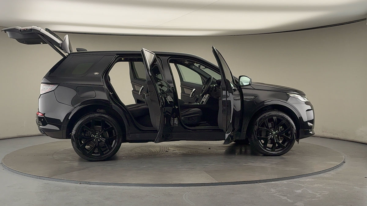 More views of Land Rover Discovery Sport