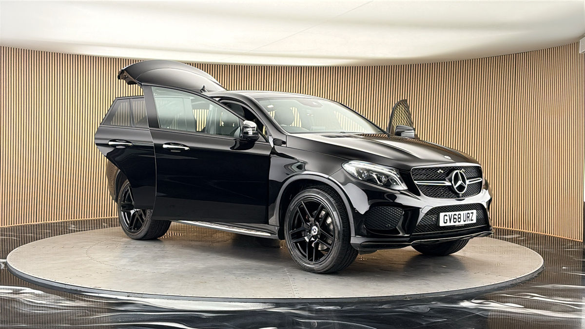 More views of Mercedes-Benz GLE