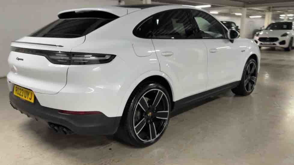 More views of Porsche Cayenne