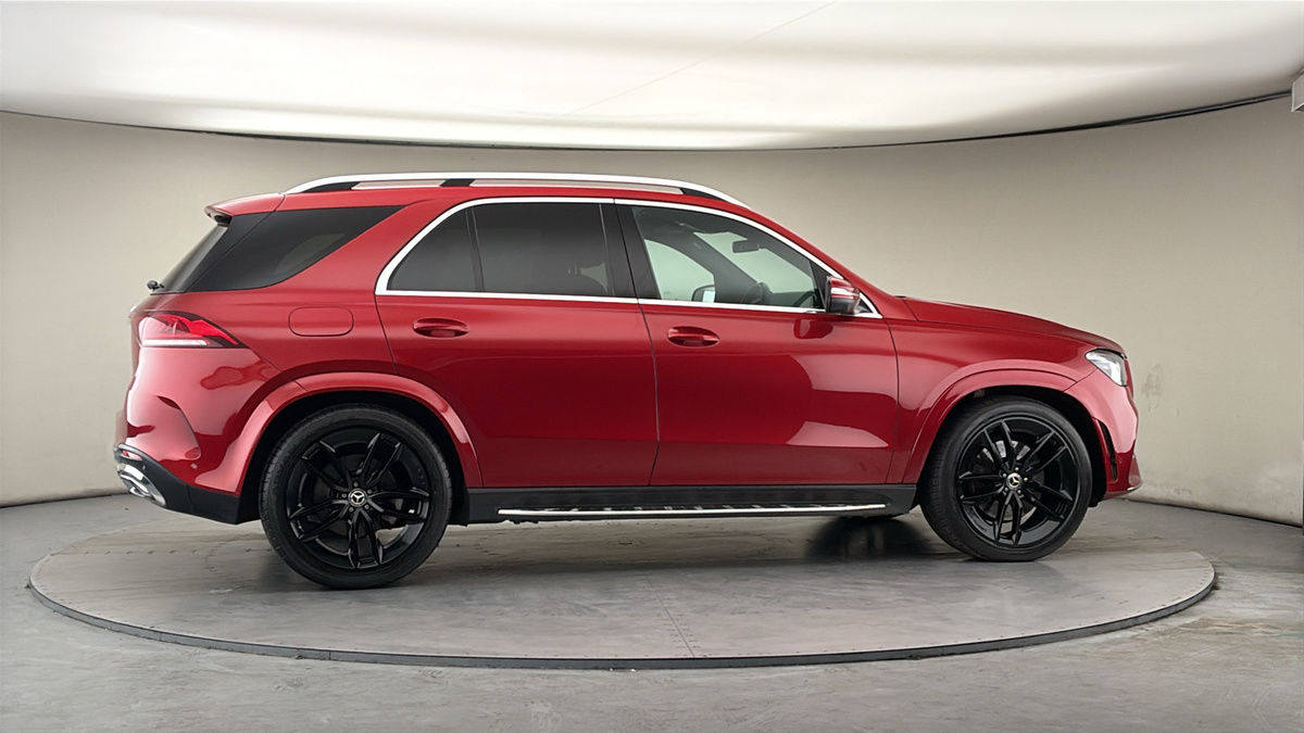More views of Mercedes-Benz GLE