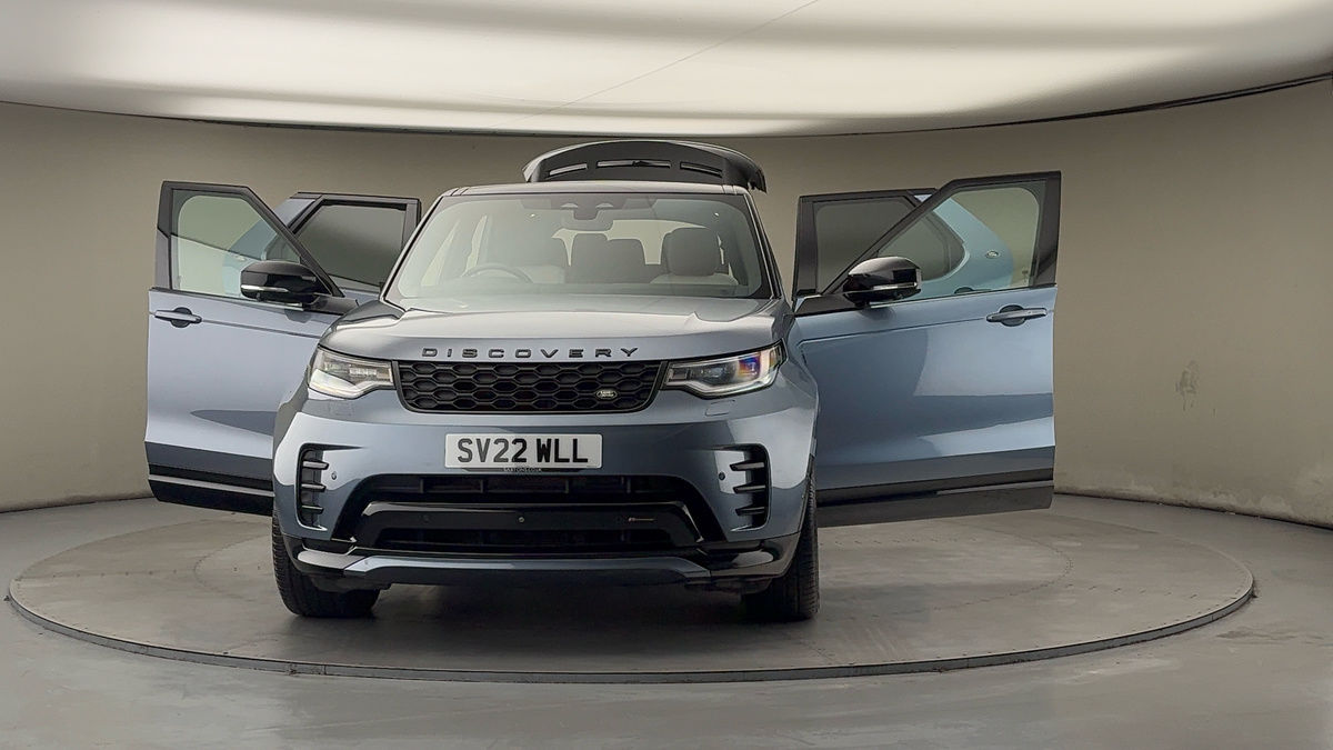 More views of Land Rover Discovery