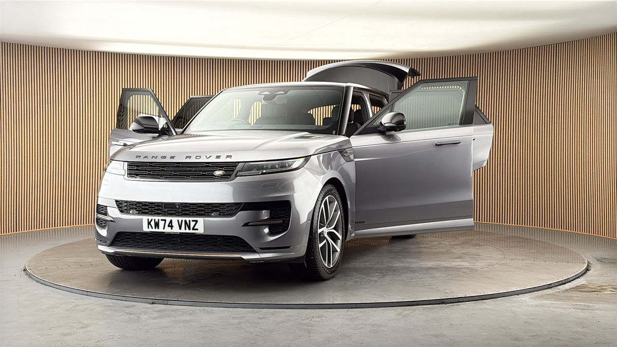 More views of Land Rover Range Rover Sport