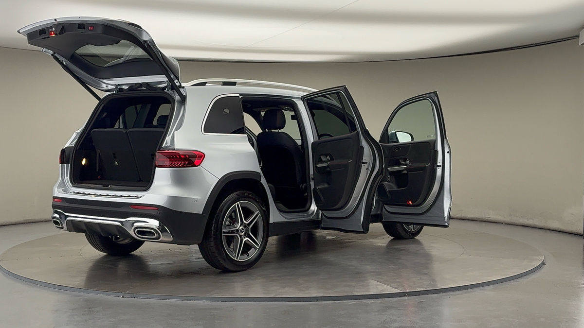 More views of Mercedes-Benz GLB