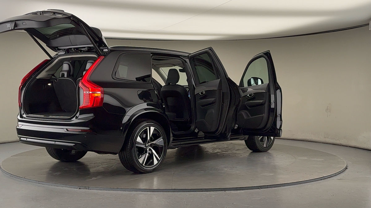 More views of Volvo XC90